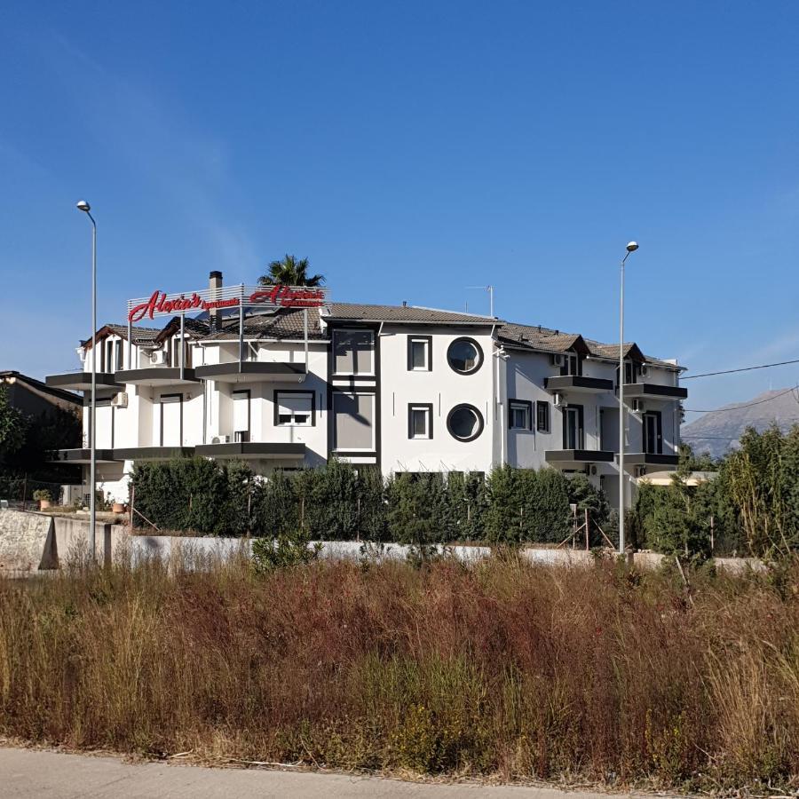 ريو Alexia'S Apartments المظهر الخارجي الصورة