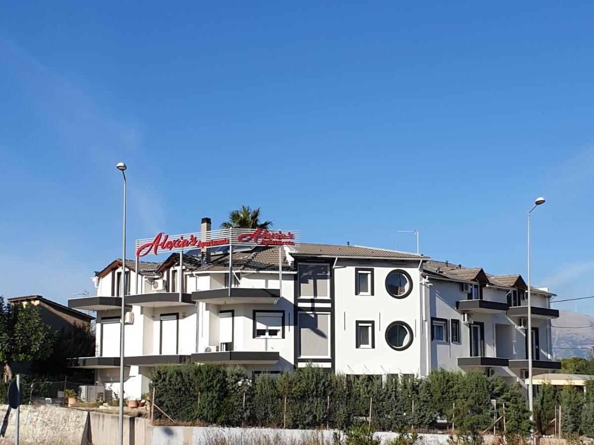 ريو Alexia'S Apartments المظهر الخارجي الصورة